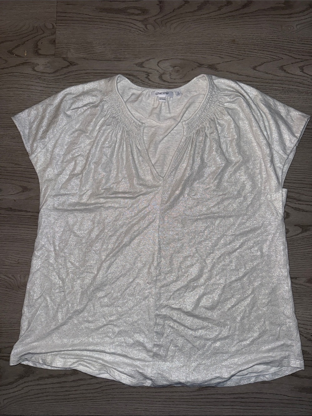 Chico's Sparkle White V-Neck Short Sleeve Top